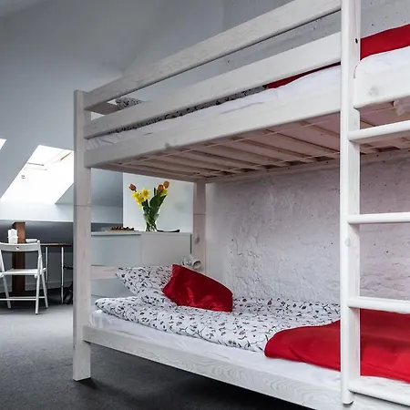 Ll20 Hostel Warsaw