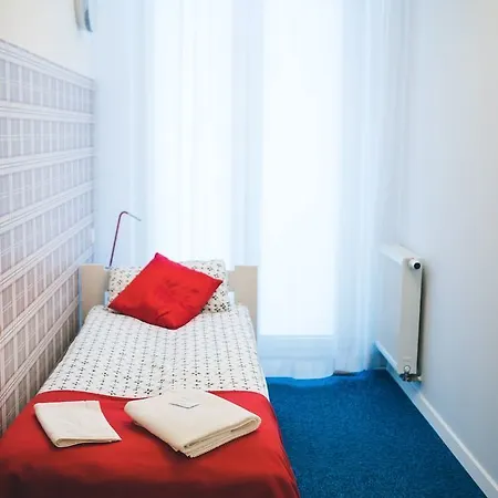 Hostel Ll20